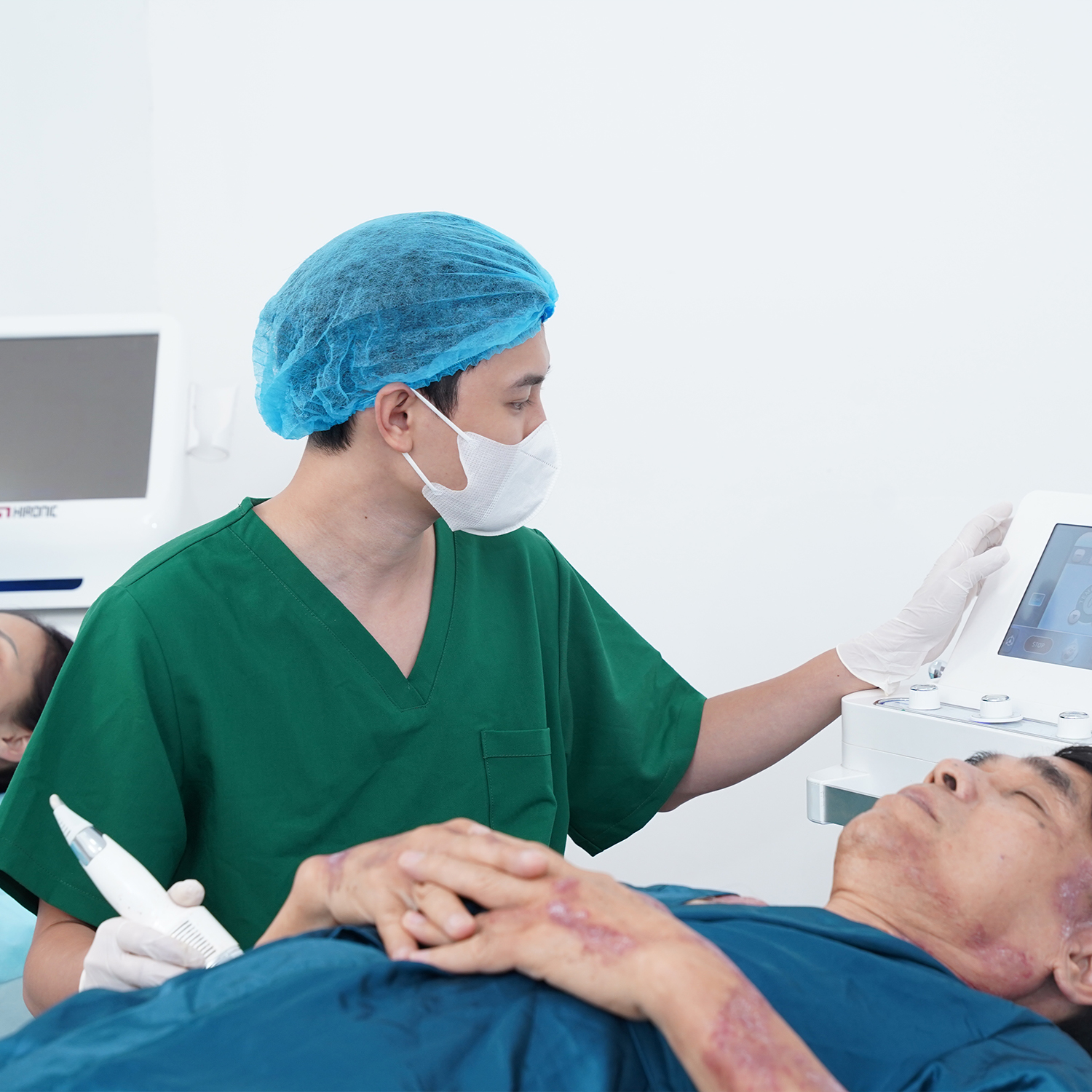 Điều trị viêm da cơ địa